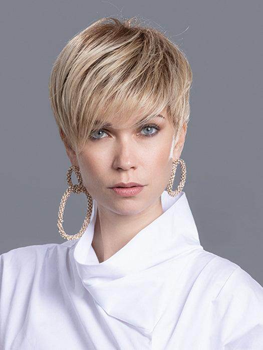Elan | Changes Collection | Heat Friendly Synthetic Wig | Petite / Average | HD | Ellen Wille - Image Maker Wigs Online